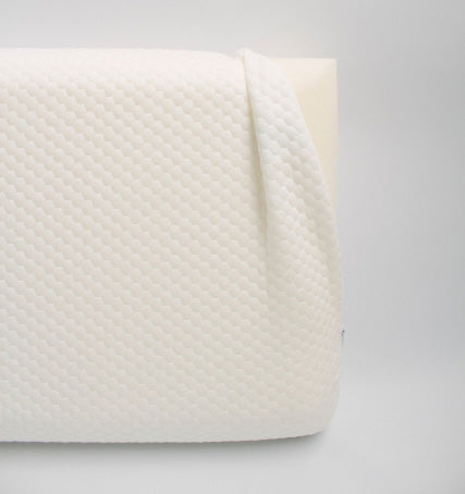 低反発枕の正しい向きとは?低反発枕の使い方やお手入れ方法、選び方を解説