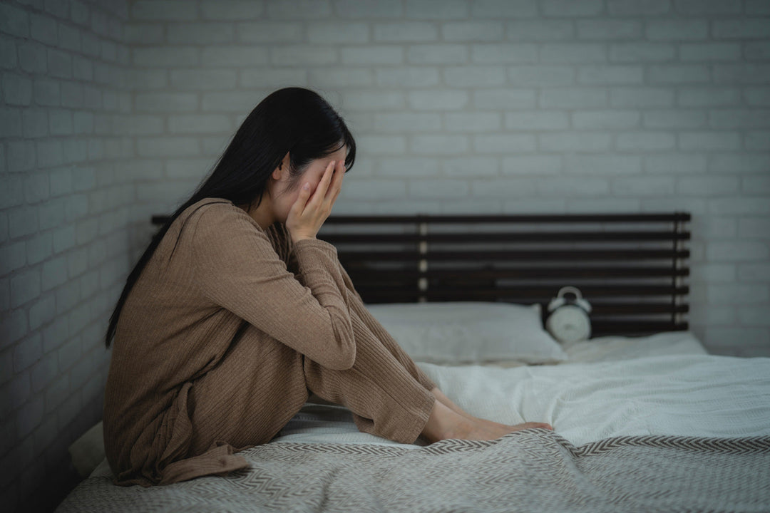 夜中に目が覚めるのはなぜ？原因別の対処法と快眠のための習慣を解説